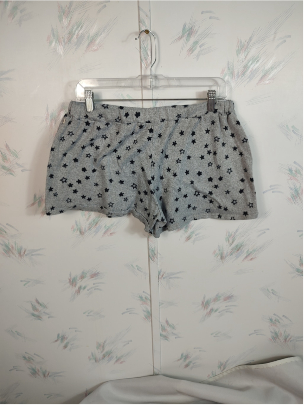 Women's Lucky Brand Star Print Pajama Shorts Grey - Picture 4 of 8